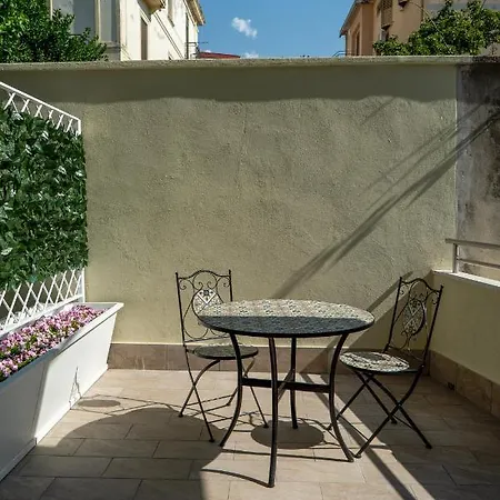 Center * Salerno